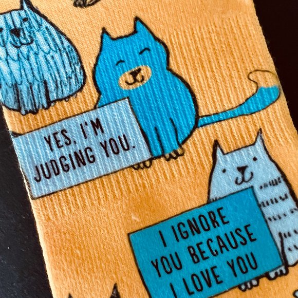 HALLMARK Cat/Kitty Crew Socks OSFM - Picture 2 of 6